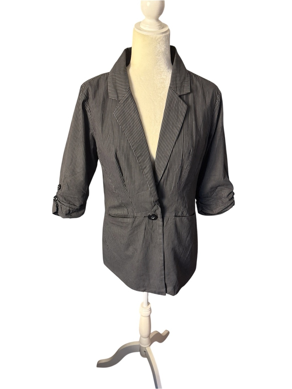 SLine Women's Dark Gray Pinstripe Single-Button Blazer 100%cotton 3/4 length slv